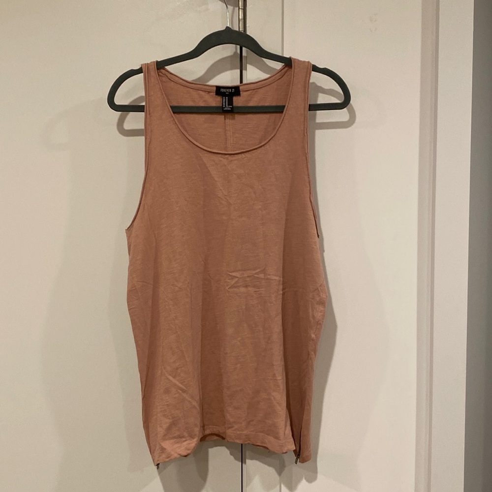 forever 21: Mauve tank with zippers on both sides